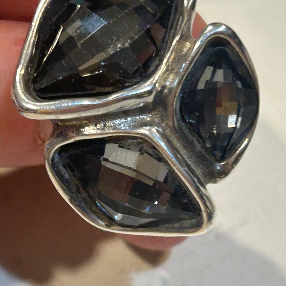 Uno de 50 Triple Smokey Gray Faceted Crystal Ring Sz 7/7.5 Silver Plated Alloy - Picture 6 of 14